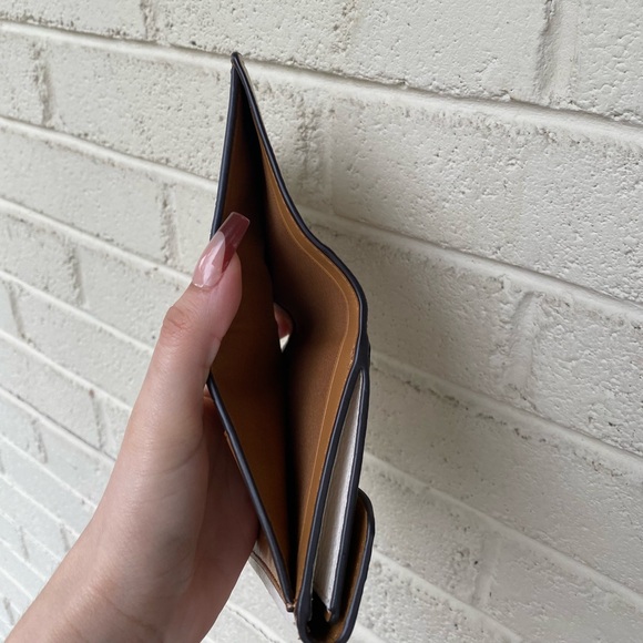 Coach Wallet - Picture 5 of 6